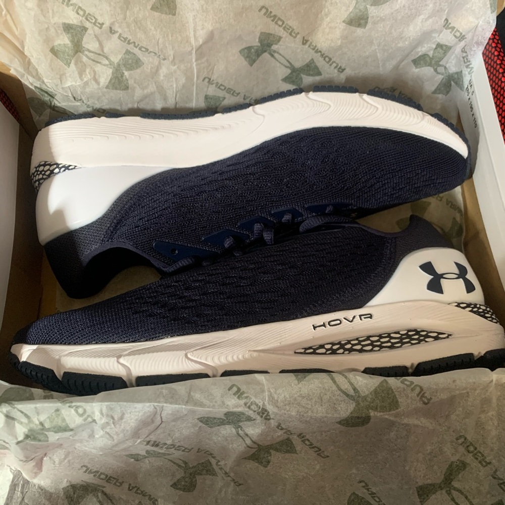 Women’s UnderArmour shoes